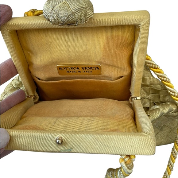 Bottega Veneta Vintage Gold Woven Silk Evening Bag - Picture 2 of 8